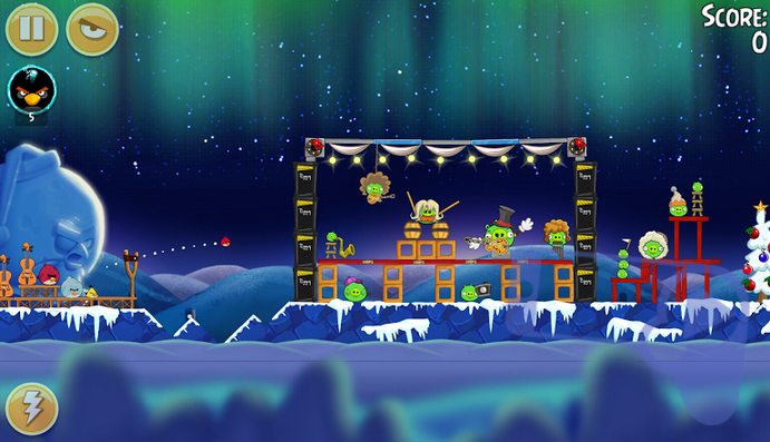 Apocalyptica играет на сцене в игре Angry Birds
